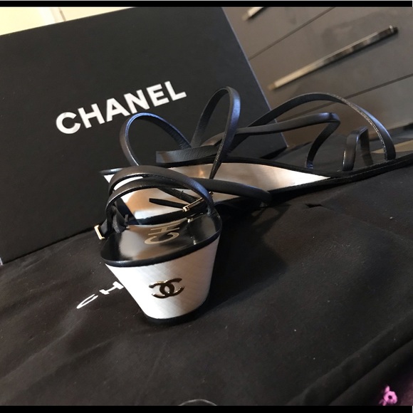 Chanel Strap Sandal - Picture 5 of 6